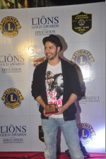 Varun Dhawan at the 21st Lions Gold Awards 2015 in Mumbai on 6th Jan 2015